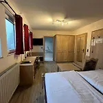 Clemens Hotel 3*