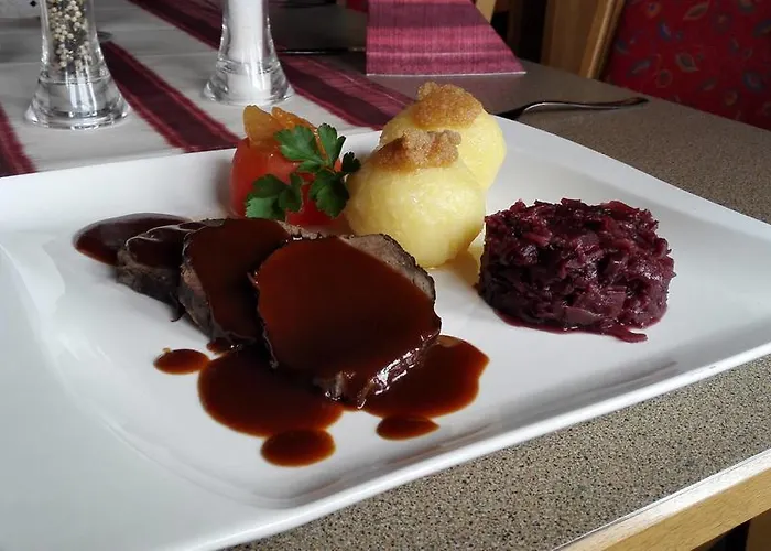 Ξενοδοχείο Clemens 3*